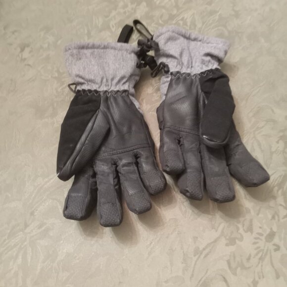Ladies Mountain Warehouse ski gloves size small gently used - Picture 2 of 2